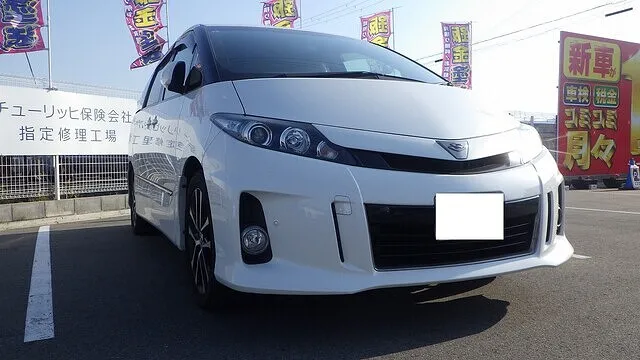 トヨタ　エスティマ　リアバンパー　左クォーター　鈑金　塗装