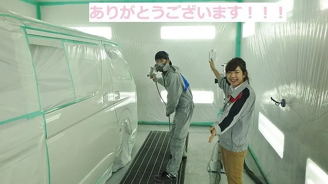「トヨタ　ハイエース　左クォーター鈑金塗装　泉佐野市