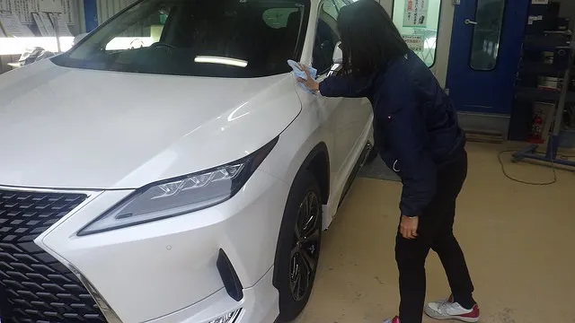 レクサスのコーテイング施工事例　GZOXリアルガラスコート艶プラス 泉佐野市