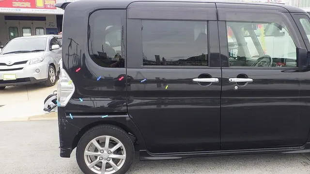 保険会社さまからご紹介でご入庫　タントの修理事例　堺市