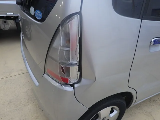 日産 モコ　リア部 実費 修理　堺市