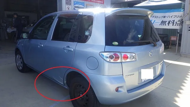 マツダ　デミオ　へこみ修理事例　泉佐野市　カーサービスシンワ