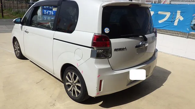 トヨタ　スペイド リアバンパーの修理事例　泉佐野市　カーサービスシンワ