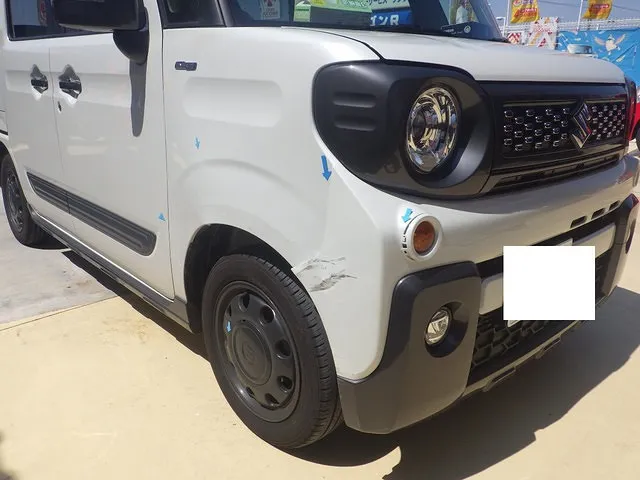スズキ　スペーシア　スペーシアギア　フロントバンパー　フロントフェンダー　右ヘッドライト　交換　右フロントドア　フェンダーエプロン　鈑金修理　南大阪　泉州