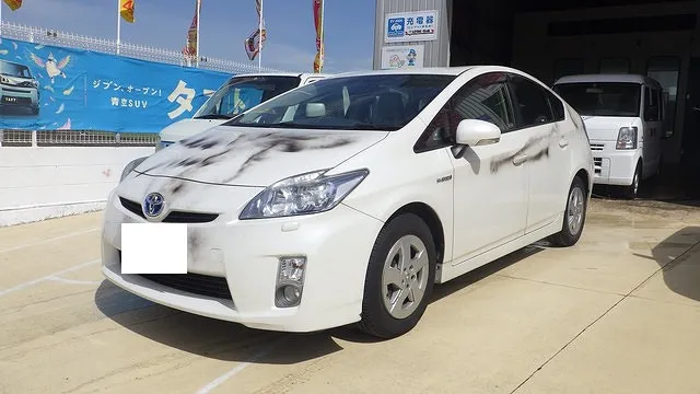 トヨタ　プリウス　いたずらされ修理にご来店　泉佐野市