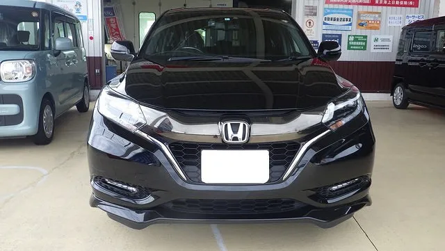 ホンダ　ヴェゼル　車のキズ　左リアドア　クォーターパネル　オーバーフェンダー　ヘコミキズ直し　南大阪　泉州　和歌山　カーサービスシンワ