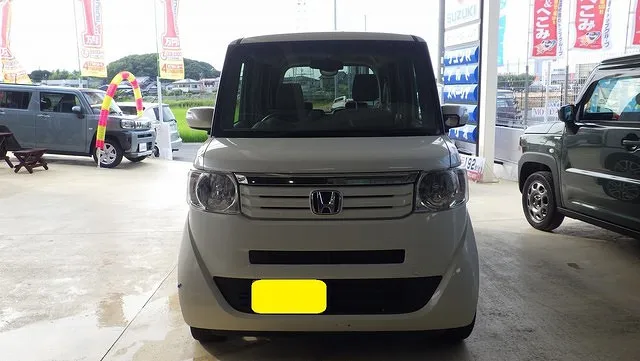 ホンダ　N-BOX　フロントバンパー　フェンダー 交換　保険修理　田尻町より　カーサービスシンワ