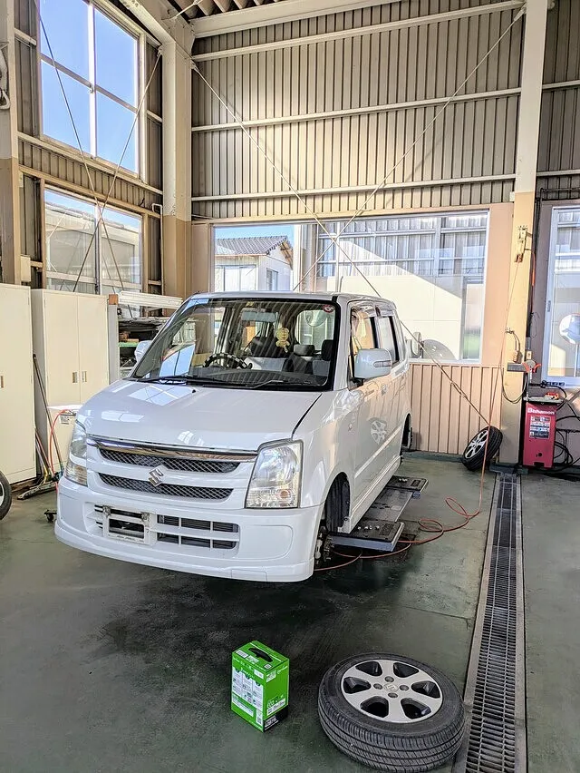 ワゴンR　エンジンオイル漏れ修理