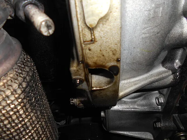 R55 BMW輸入車ミニクーパーオイル漏れｴﾝｼﾞﾝ故障修理兵庫県姫路市神崎郡