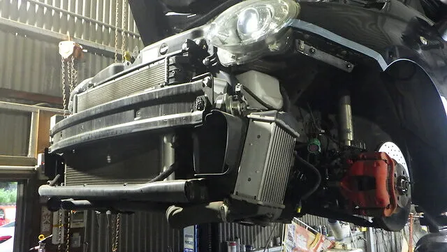 輸入車アバルト　MTA　大阪府走行不能修理ミッションクラッチ修理シフトレバーシャフト　交換
