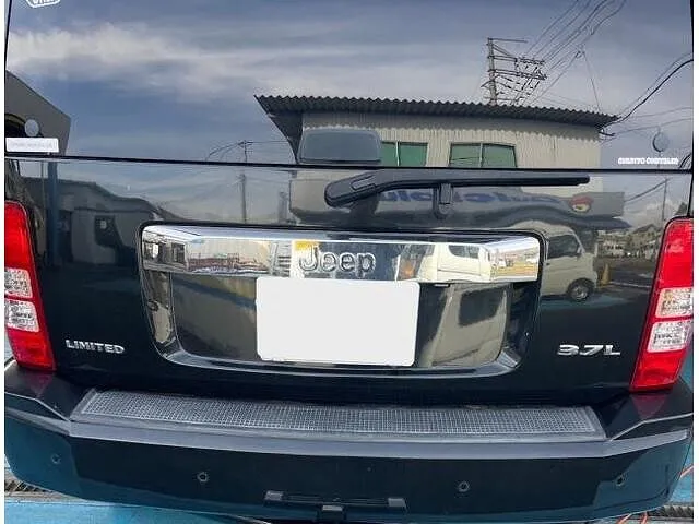 大津市　ジープ チェロキー　ABS警告灯点灯　ABSモジュール修理　ABSモジュレーター交換｜車修理