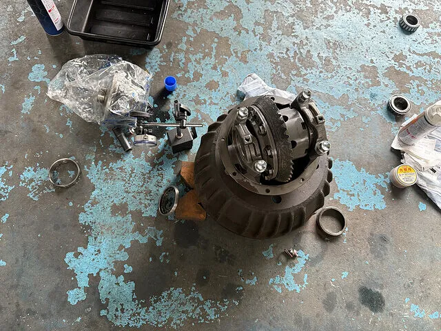 高島市　異音修理　デフオーバーホール・ベアリング交換　スズキ ジムニー｜車修理