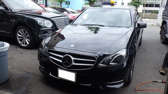 【修理事例】W213 Eクラスヘッドライト修理 エラーメッセージ