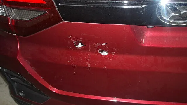 安中市　板金塗装　バックドア修理　ダイハツ ロッキー　7.7万円（税込）