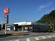 カーピットミヤモト外観