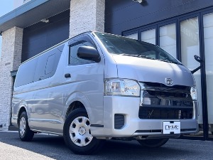 ハイエースバン