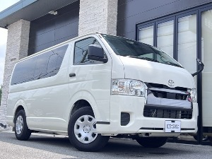 ハイエースバン