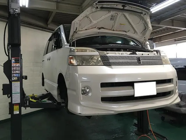 2018/7/3作業実績　トヨタ　ヴォクシー　H18年式　車検・整備