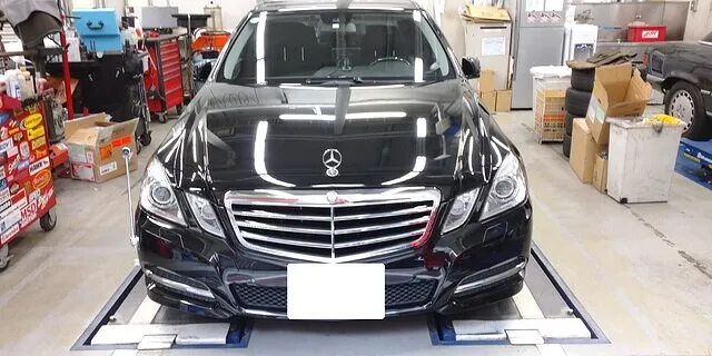 ベンツＥ３５０（２１２）　ＥＳＰ故障・加速不良点検