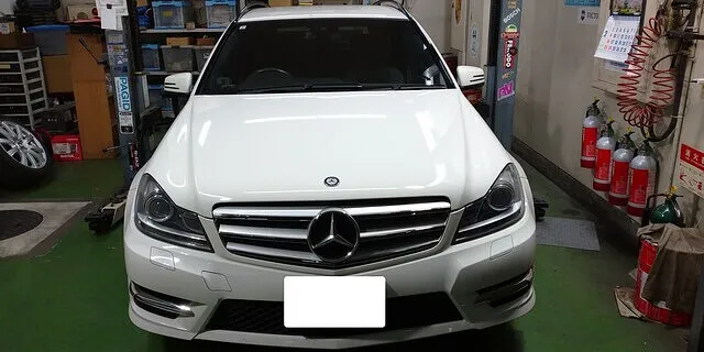 ベンツＣ１８０（２０４）　ＡＢＳ警告灯点灯点検