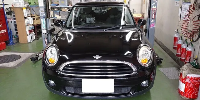ＢＭＷミニ（Ｒ５６）　エンジン不調点検　コイル＆プラグ交換