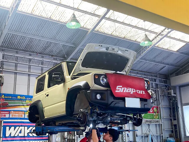 三鷹市　スズキ ジムニー　法廷12ヵ月点検　エンジンオイル交換・オイルエレメント交換