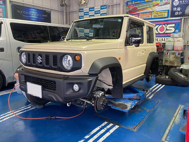 三鷹市　スズキ ジムニー　タイヤ履き替え＆タイヤ預かりサービス