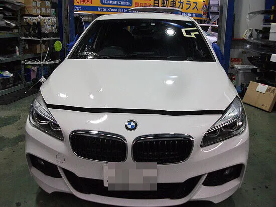 フロントガラス修理 費用：223,000円 BMW｜東京都三鷹市 鈑金塗装