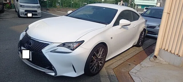 大阪　M様　レクサスＲＣ　車両保険修理