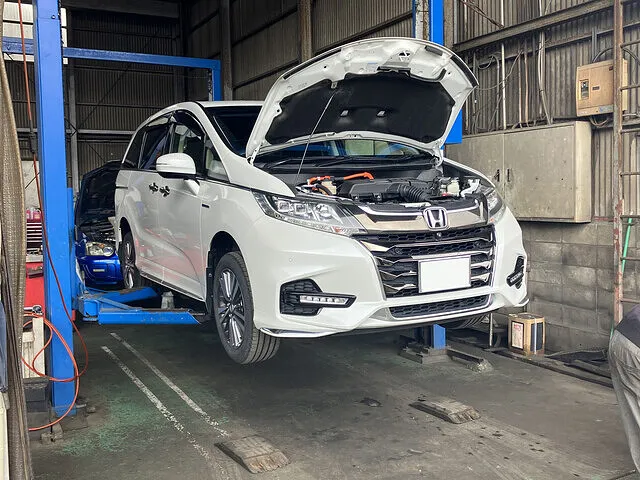 小山市　異音修理　ブレーキパッド交換　ホンダ オデッセイ│車修理