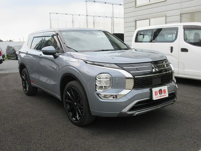 宇都宮市　カーリース納車事例　新車 三菱 アウトランダー　スーパー乗るだけセット