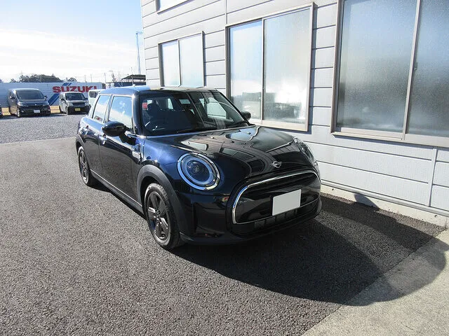 宇都宮市　車検　MINI ミニクーパー D　エンジンオイル交換・ブレーキパッド交換