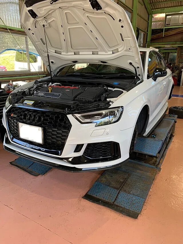 アウディ｜RS3｜1年点検｜鹿児島県鹿屋市｜ユーロカーズ