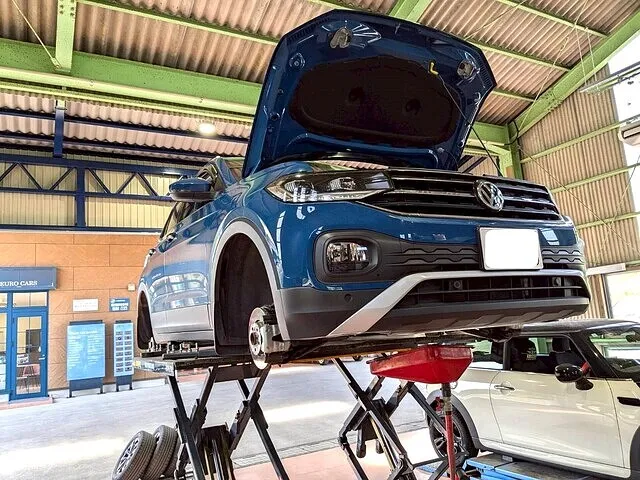 ﾌｫﾙｸｽﾜｰｹﾞﾝ｜T-ｸﾛｽ｜車検｜鹿児島県鹿屋市｜ユーロカーズ