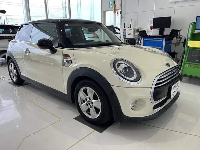 MINI販売：ミニ　クーパー　鹿児島県鹿屋市　ユーロカーズ