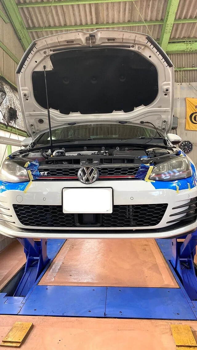 ﾌｫﾙｸｽﾜｰｹﾞﾝ｜ｺﾞﾙﾌGTI｜ヘッドライトコーティング｜鹿児島県鹿屋市｜ユーロカーズ