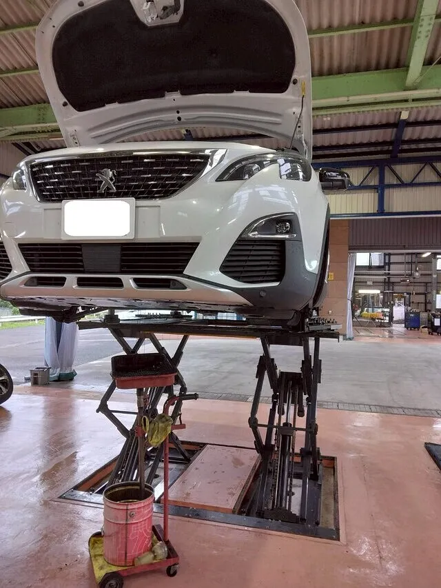 プジョー｜3008｜車検｜鹿児島県鹿屋市｜ユーロカーズ