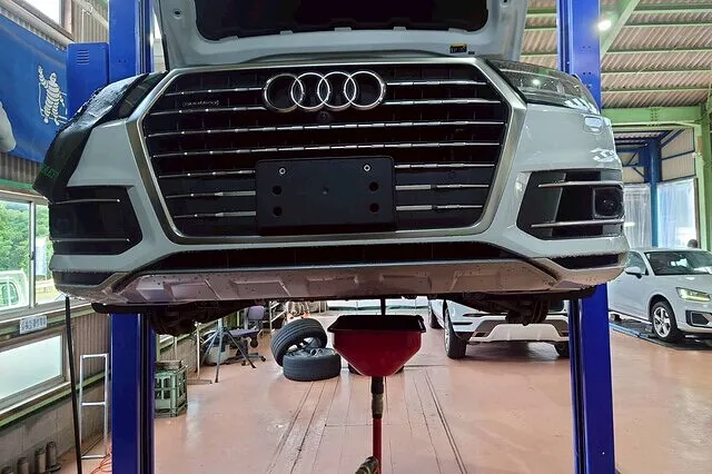 アウディ販売：Q7　鹿児島県鹿屋市　ユーロカーズ