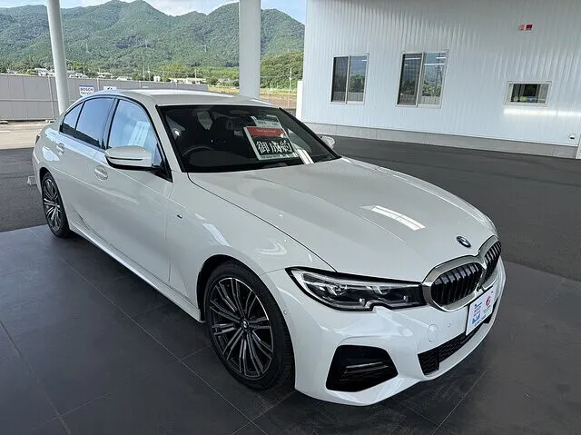 BMW販売：320i　鹿児島県鹿屋市　ユーロカーズ