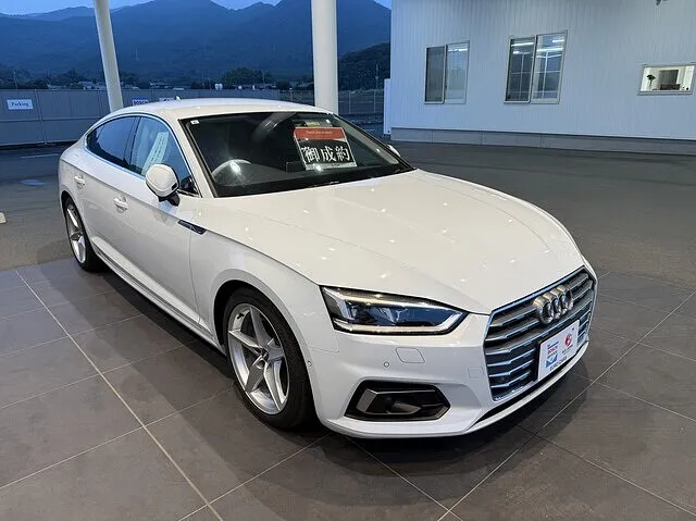 アウディ販売：A5SB　鹿児島県鹿屋市　ユーロカーズ