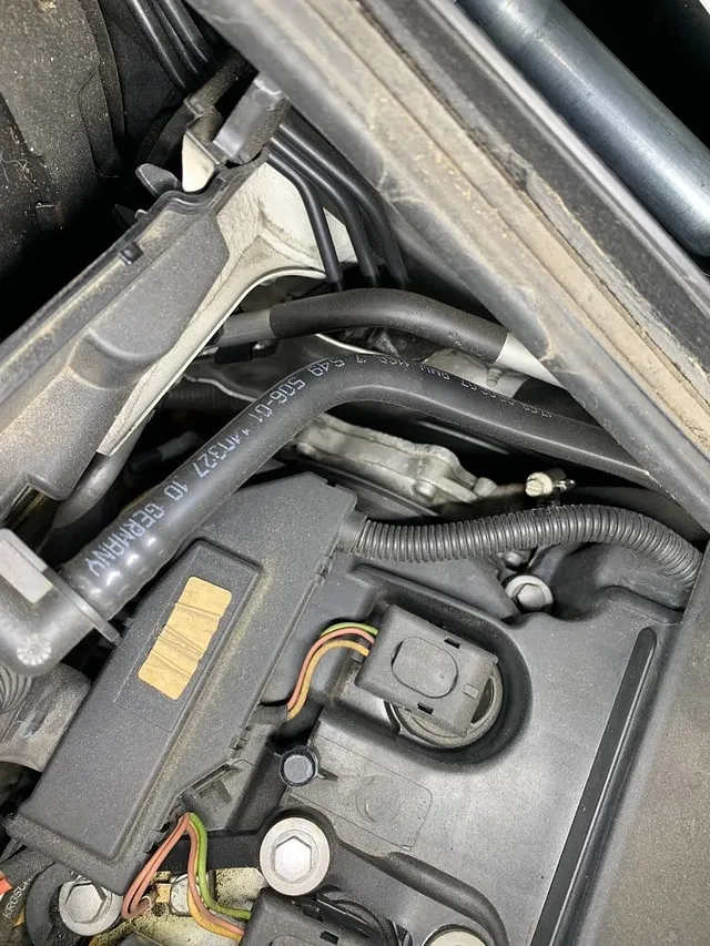 BMW｜320i｜ｵｲﾙ漏れ修理｜鹿児島県鹿屋市｜EURO CARS