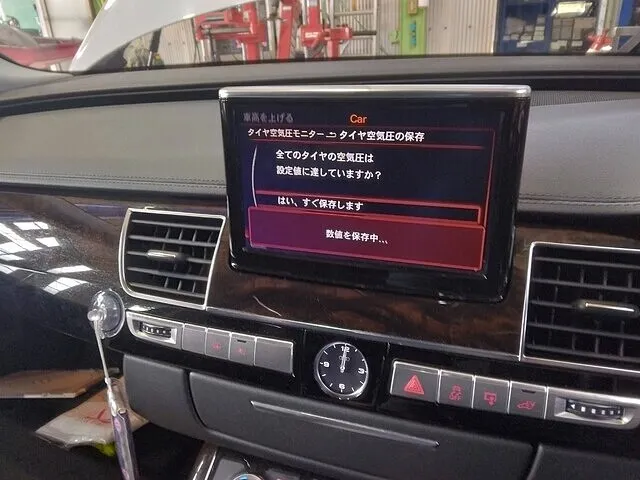 アウディ｜A8｜１年点検｜鹿児島県鹿屋市｜ユーロカーズ
