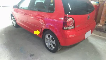 長浜市　板金塗装　VW・ポロ　キズ　凹み修理　左リヤドア、クォータ、リヤバンパー