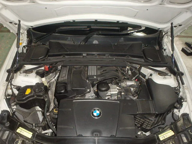 BMW3シリーズ　エンジンチェックランプ　不調　加速不良