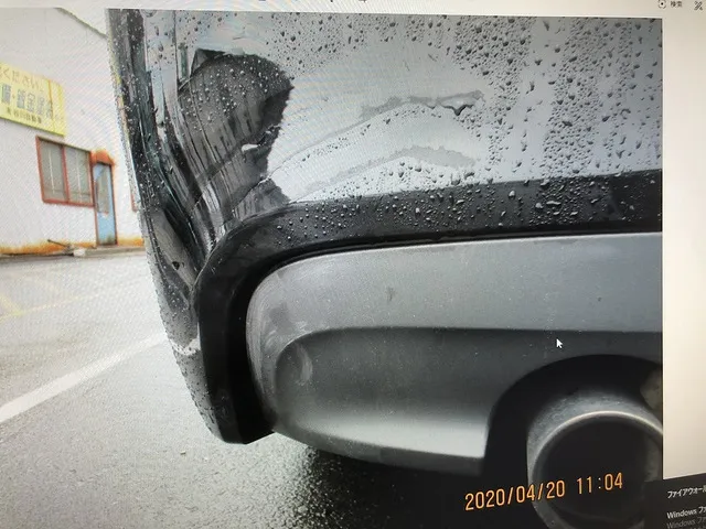 八戸市　板金塗装　BMW 335iクーペ　リアバンパーの傷修理とマフラー持ち込み品を取り付け