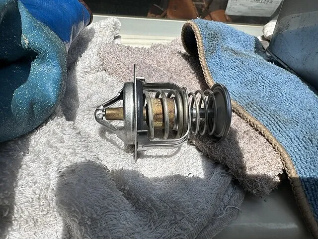 八戸市　車の整備修理　暖房が効かない