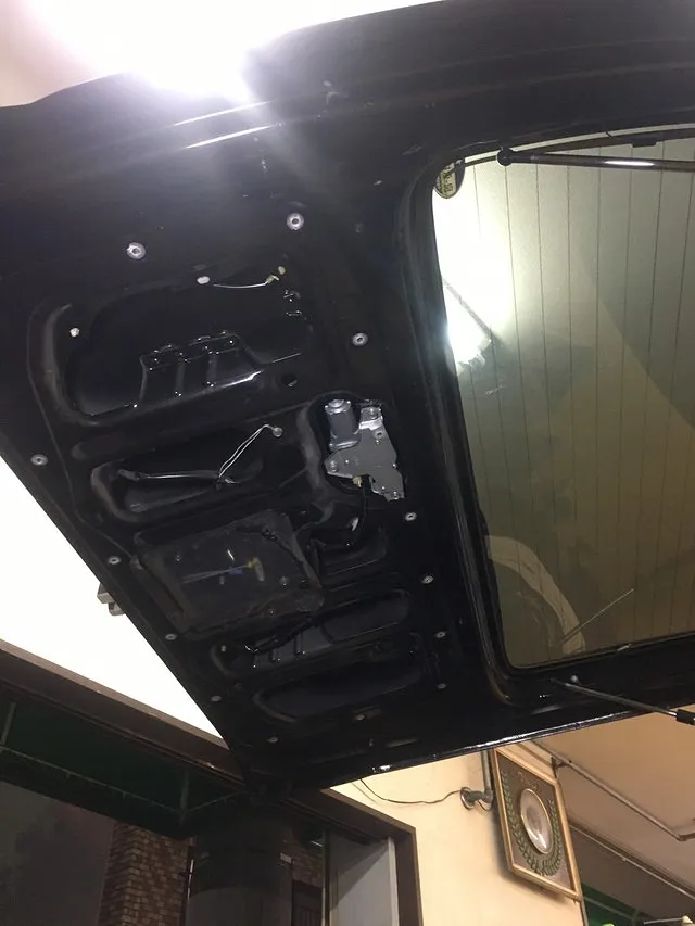 大阪市中央区　修理　アトレー　S320G　リヤゲートハンドル　ぐらぐら　すかすか