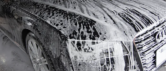 手洗い洗車画像