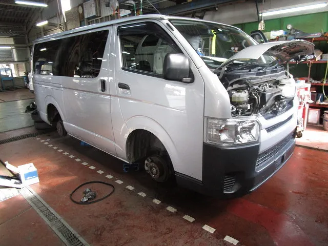 ★２００系ハイエース車検実例！　佐賀県小城市・協和自動車