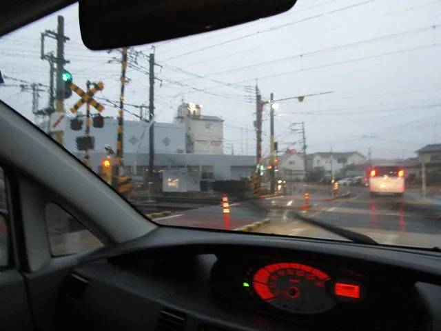 ★カトシンのページ自動車コラム30　自動運転の可能性を否定させて頂きます。　佐賀県・小城市・協和自動車